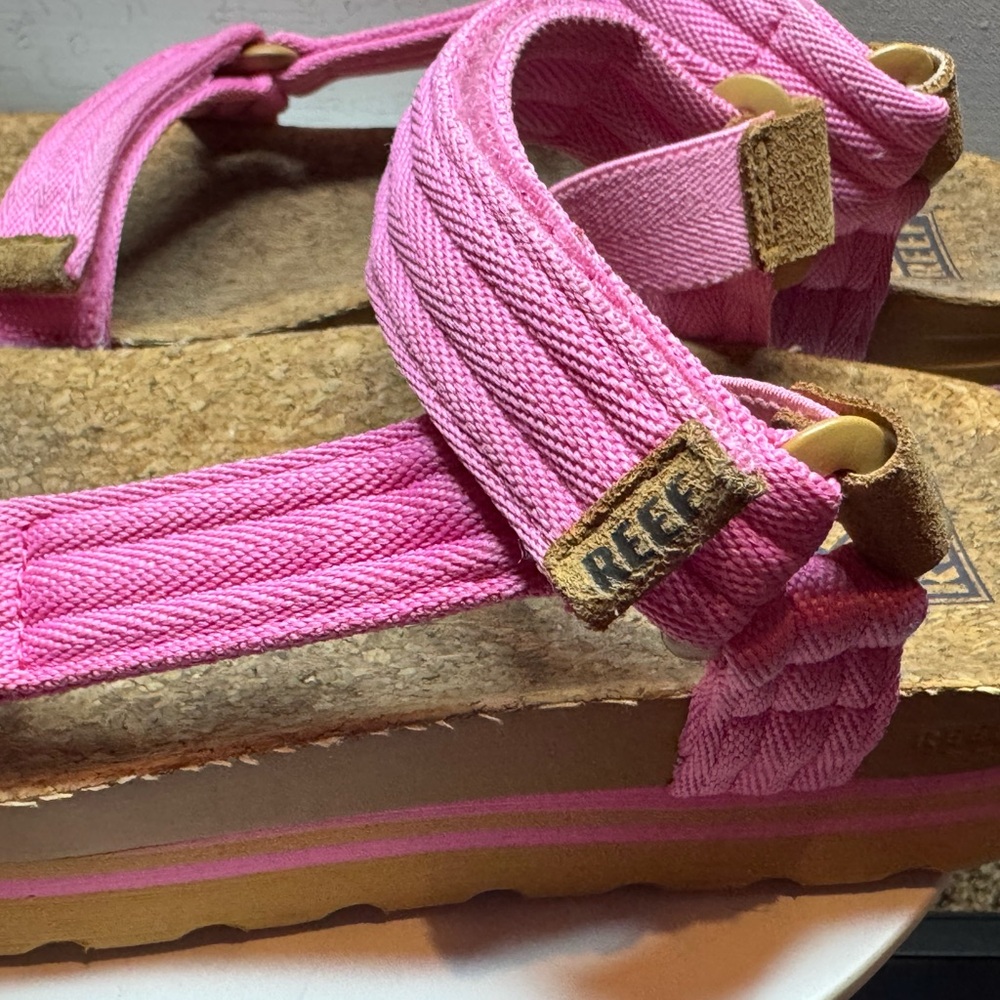 Reef Pink and Tan Sandals - Picture 3 of 5